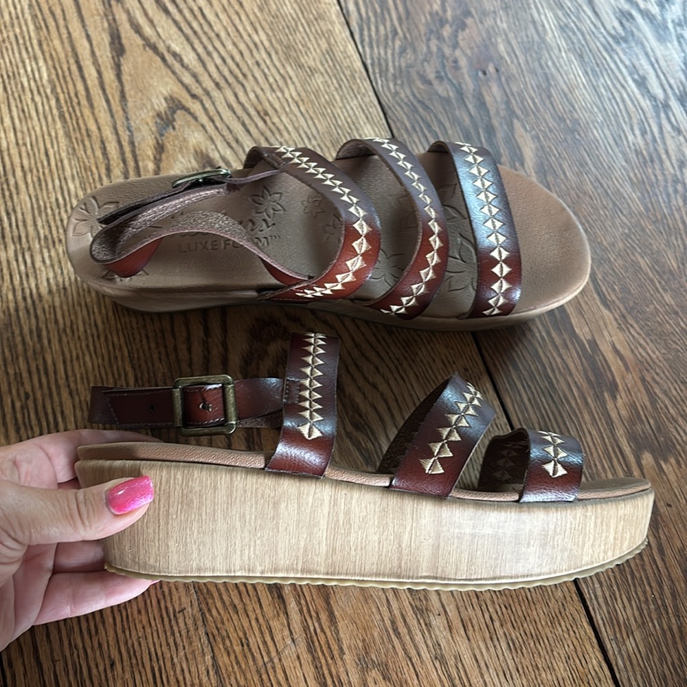 Skechers Brown Strappy Studded Wedge Sandals - Picture 3 of 5